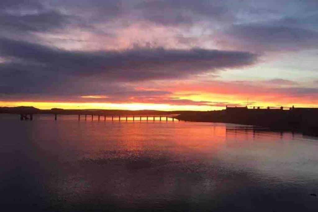 Beachfront Lodge, Lossiemouth Bay ภายนอก รูปภาพ